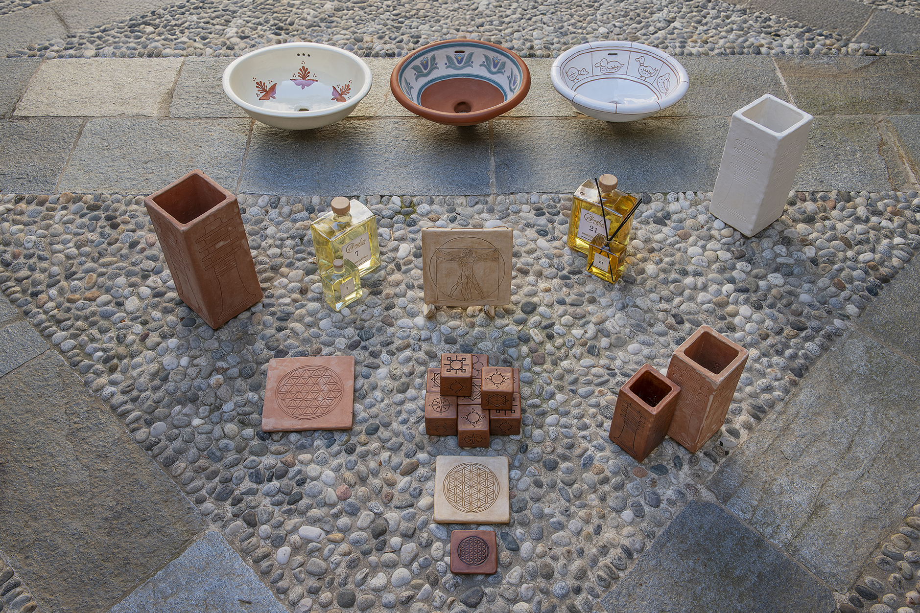 Set 1 collezione prodotti Akasha - Terracotta e bianco